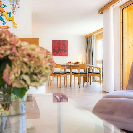 Lovely 3-bedroom In شقة زيرمات